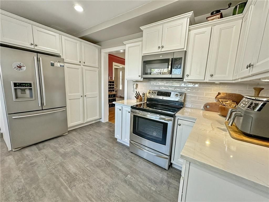211 Lawn Avenue — photo 5
