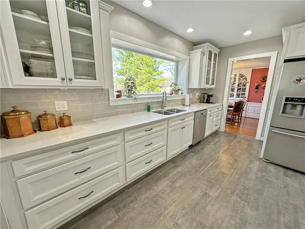 211 Lawn Avenue — photo 6
