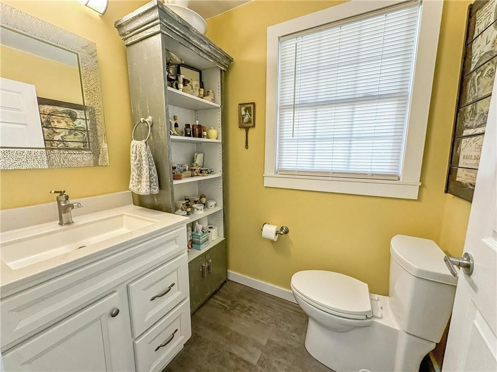 211 Lawn Avenue — photo 12