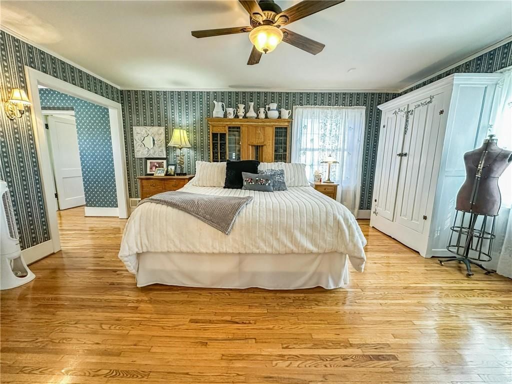 211 Lawn Avenue — photo 15