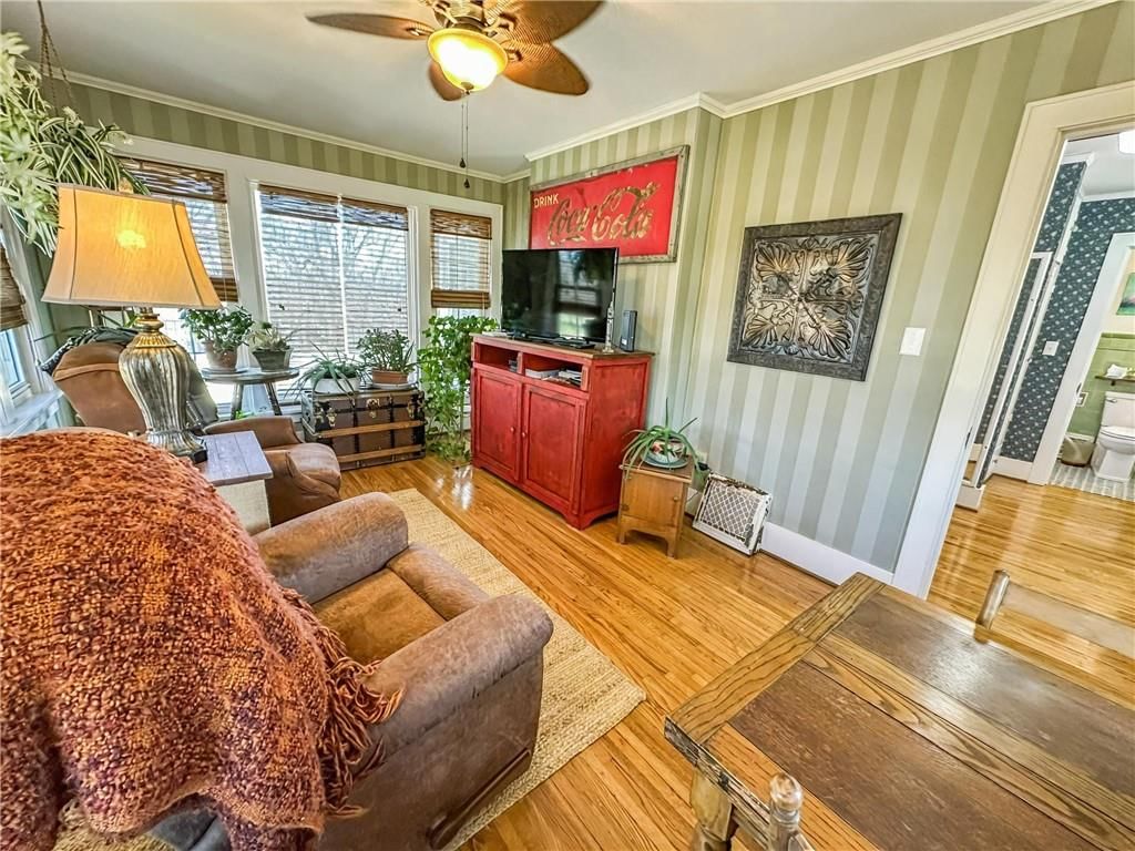 211 Lawn Avenue — photo 19