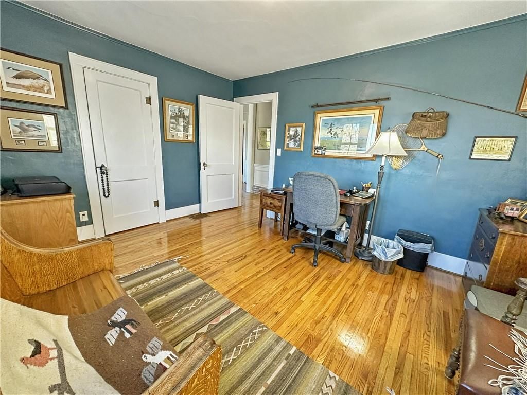 211 Lawn Avenue — photo 20