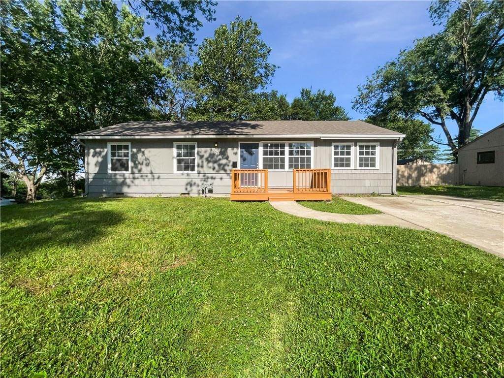10014 Hardesty Avenue — photo 1
