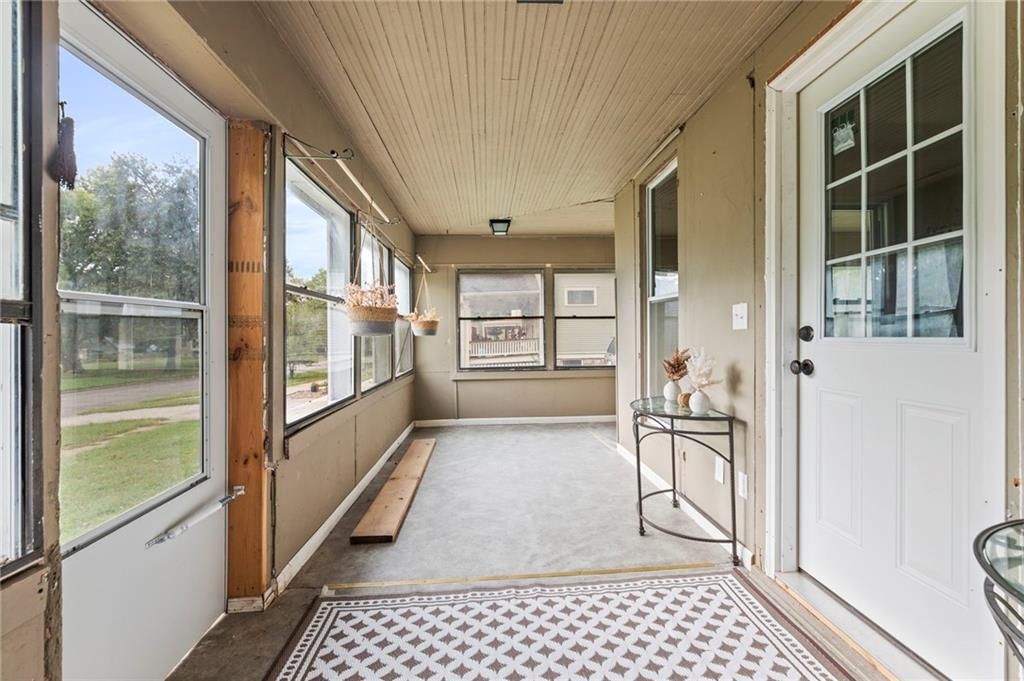 526 S Maple Street — photo 4
