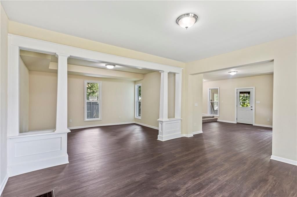 526 S Maple Street — photo 15