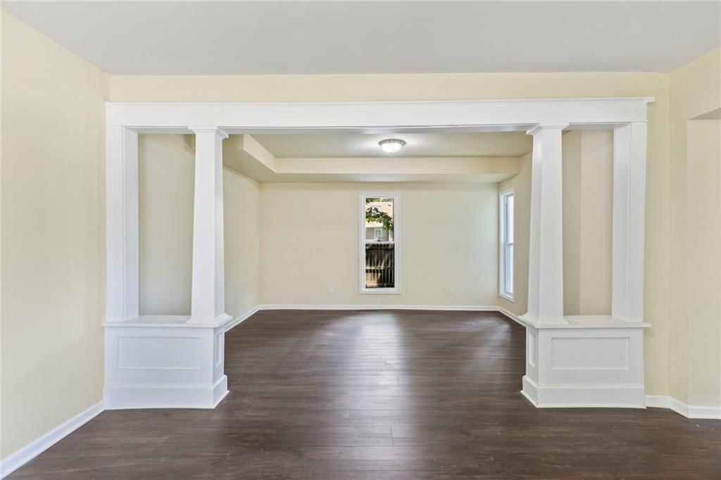 526 S Maple Street — photo 17