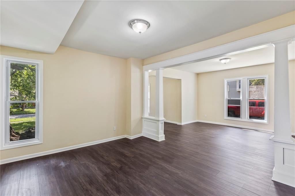 526 S Maple Street — photo 19