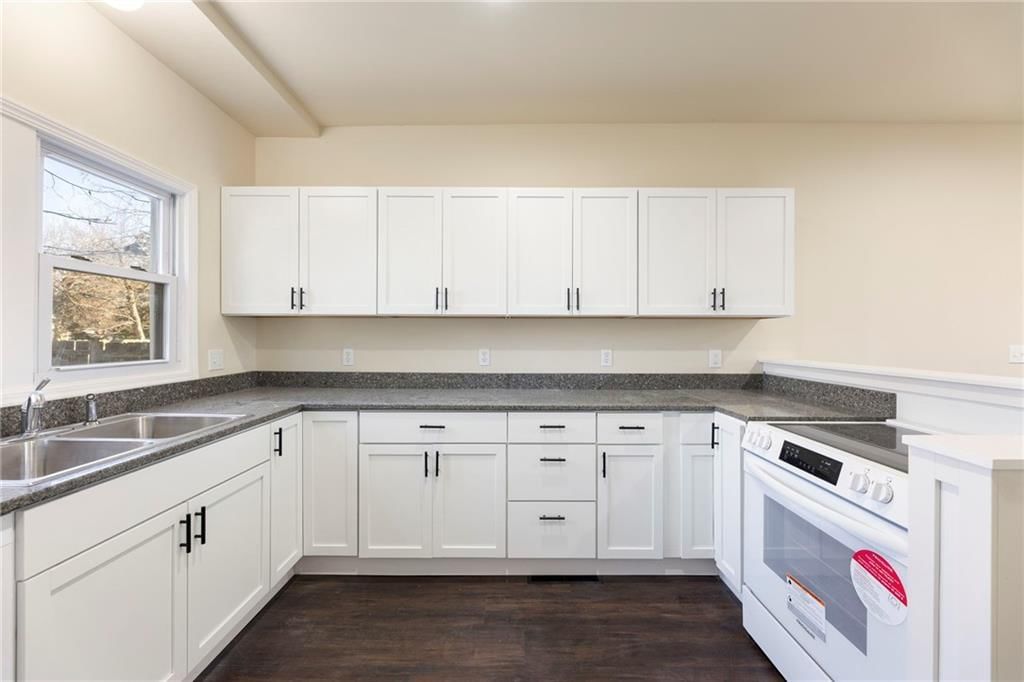 526 S Maple Street — photo 21
