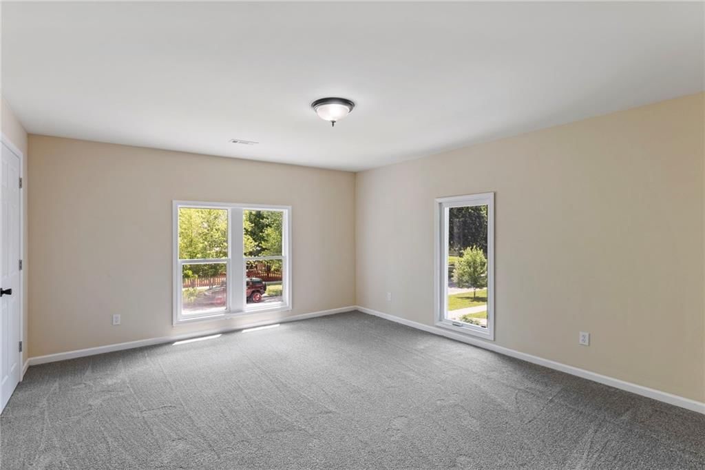 526 S Maple Street — photo 29