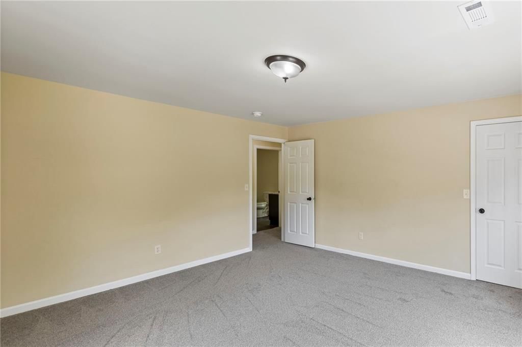 526 S Maple Street — photo 31