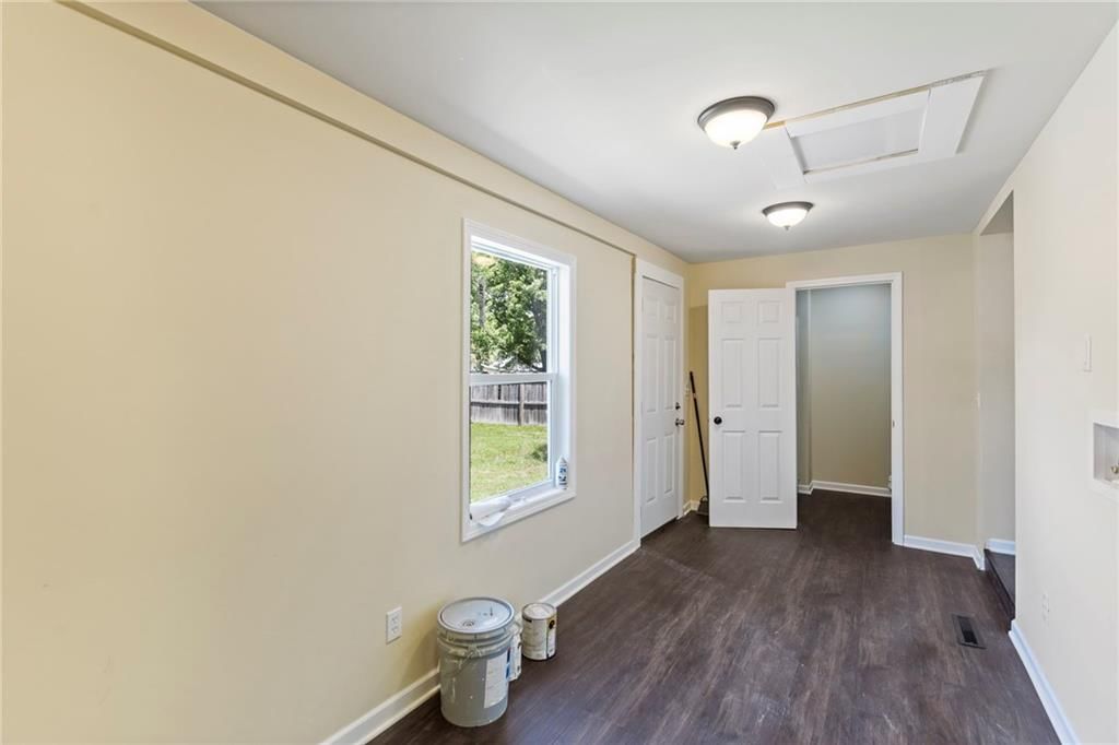 526 S Maple Street — photo 42
