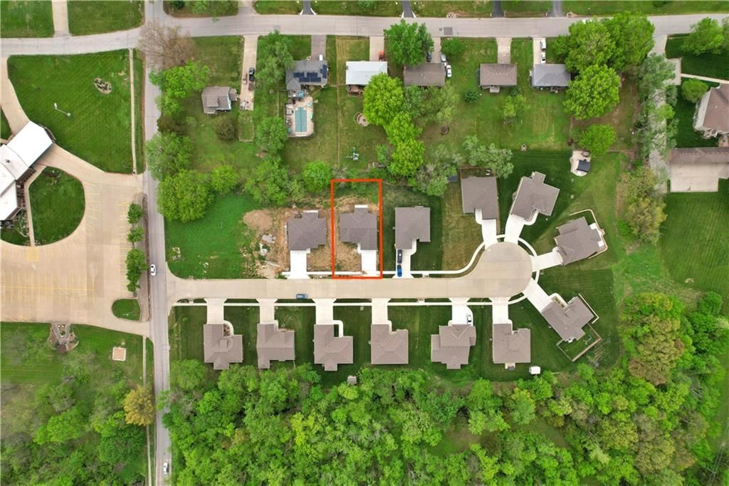 1318 Kristie Circle — photo 35