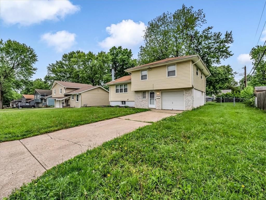 3506 S Haden Drive — photo 2