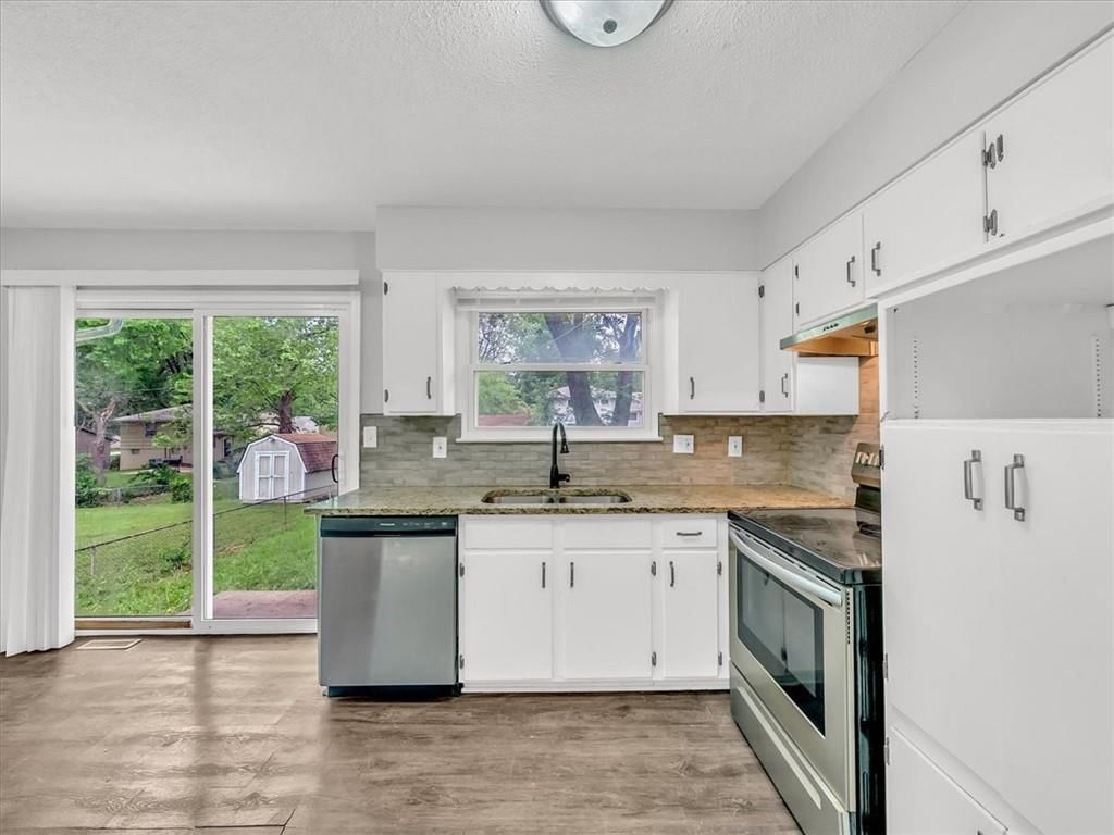 3506 S Haden Drive — photo 8