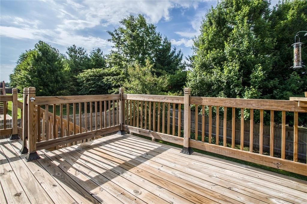 116 SE Hanging Garden Street — photo 24