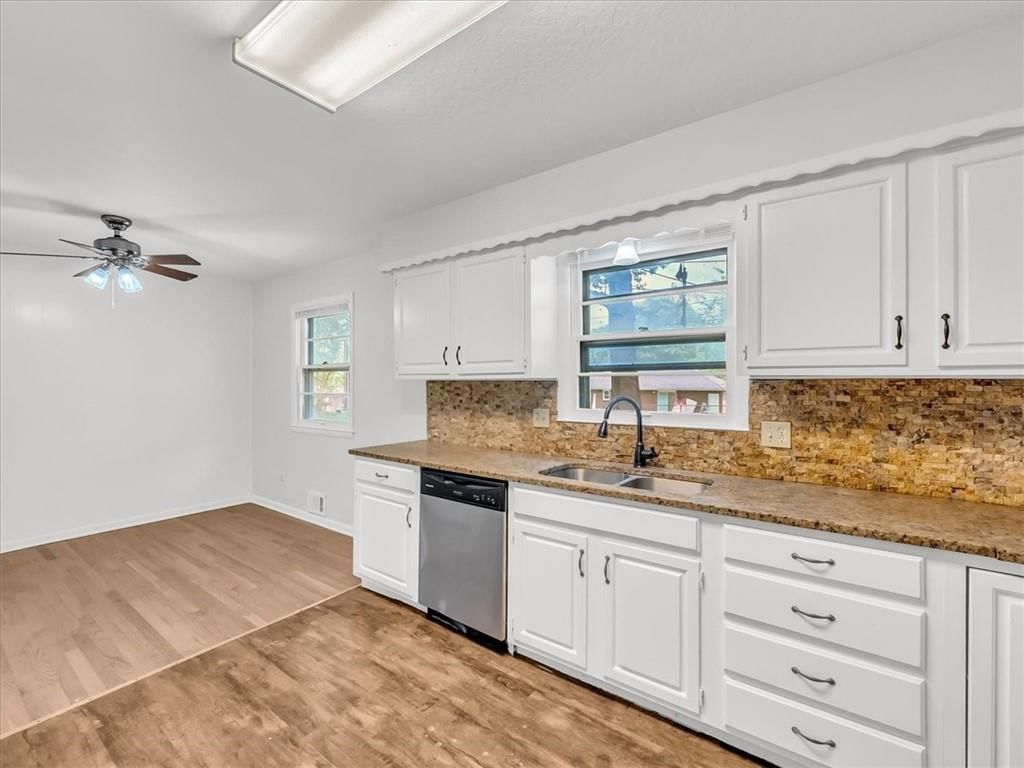 3717 S Hocker Street — photo 14