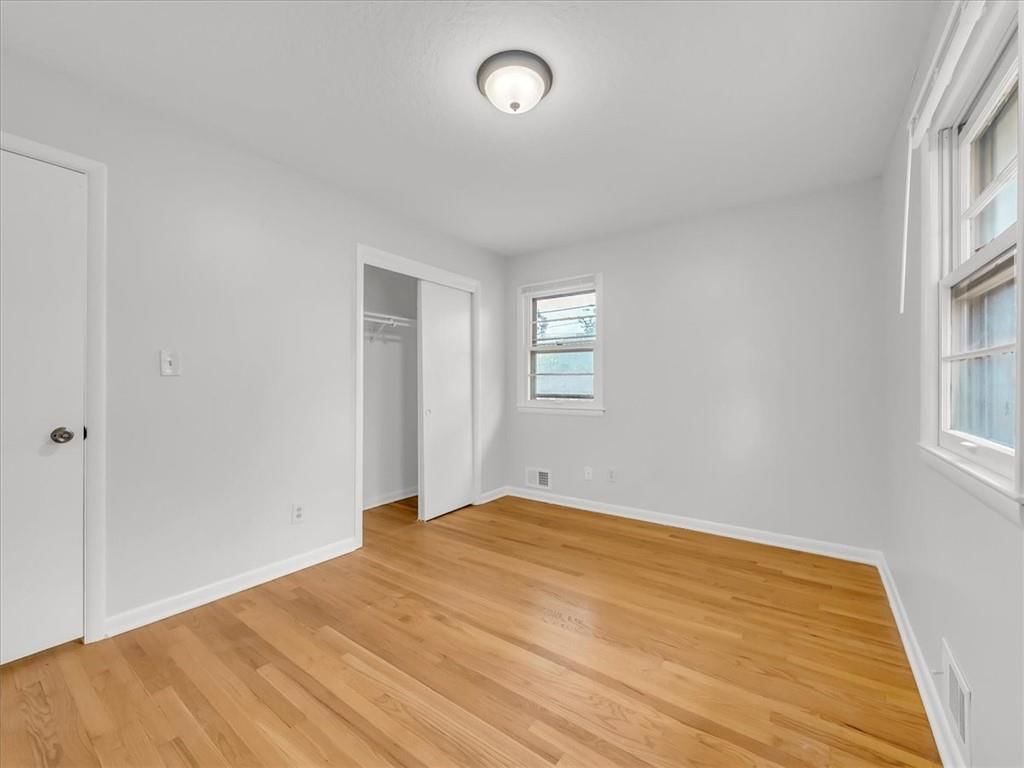3717 S Hocker Street — photo 16