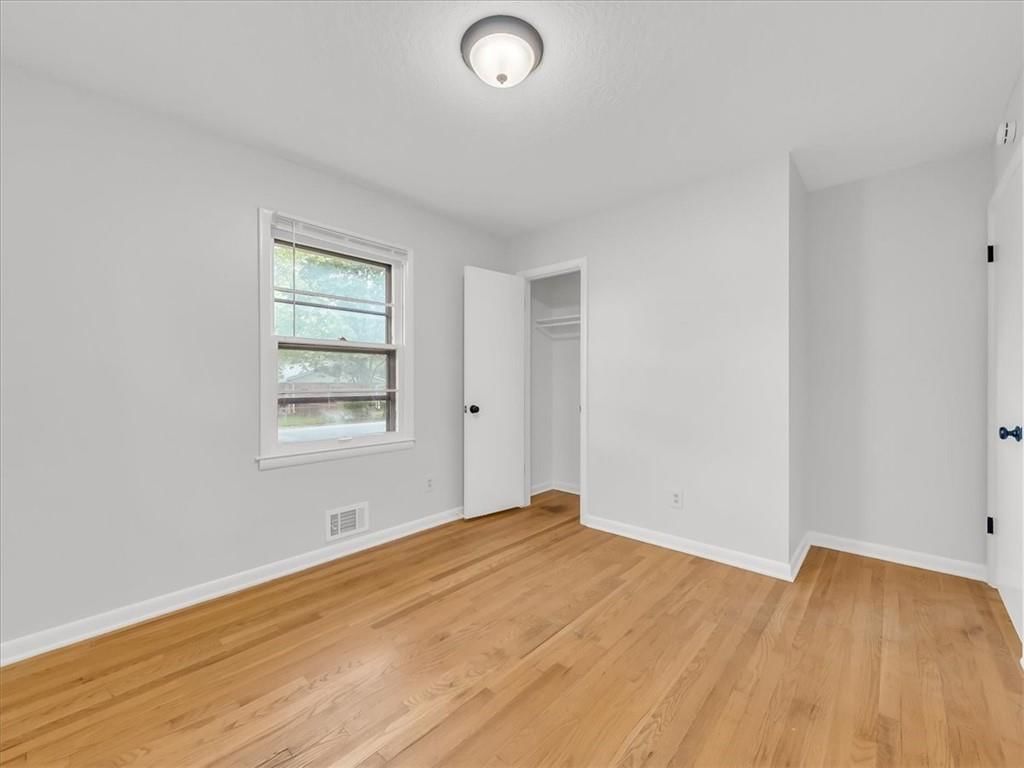 3717 S Hocker Street — photo 18