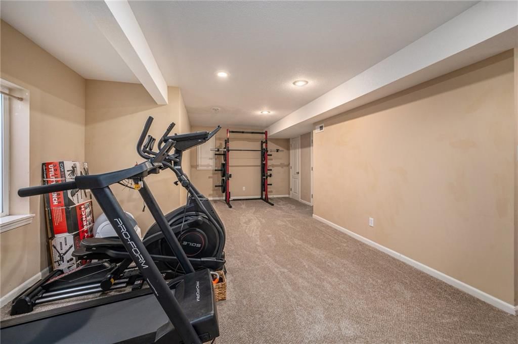 922 Southfork Street — photo 28