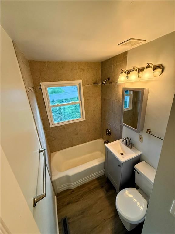 2321 Englewood Court — photo 14