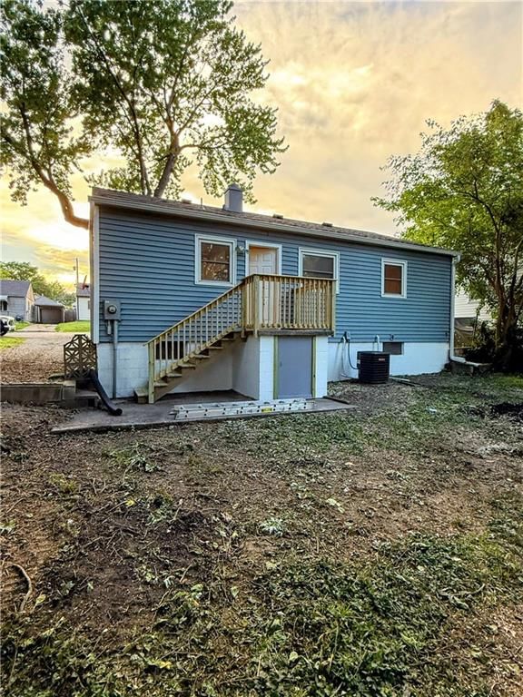 2321 Englewood Court — photo 29