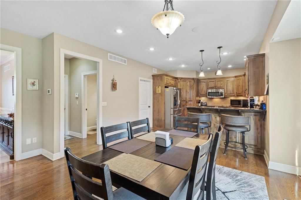 12824 Sewell Avenue — photo 18