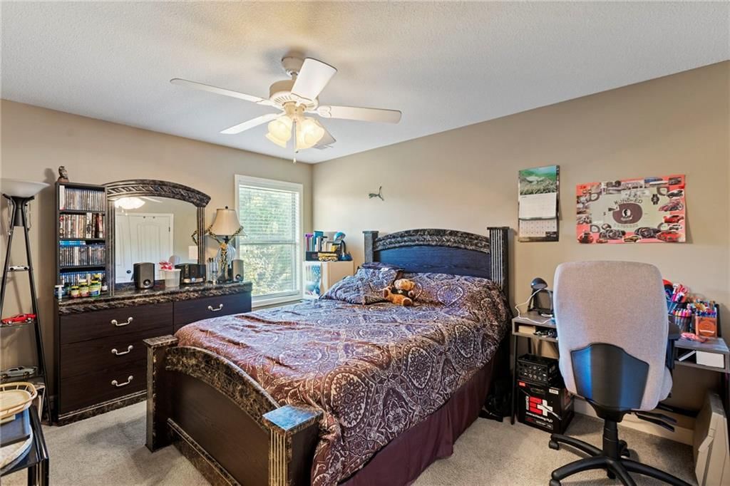 12824 Sewell Avenue — photo 30