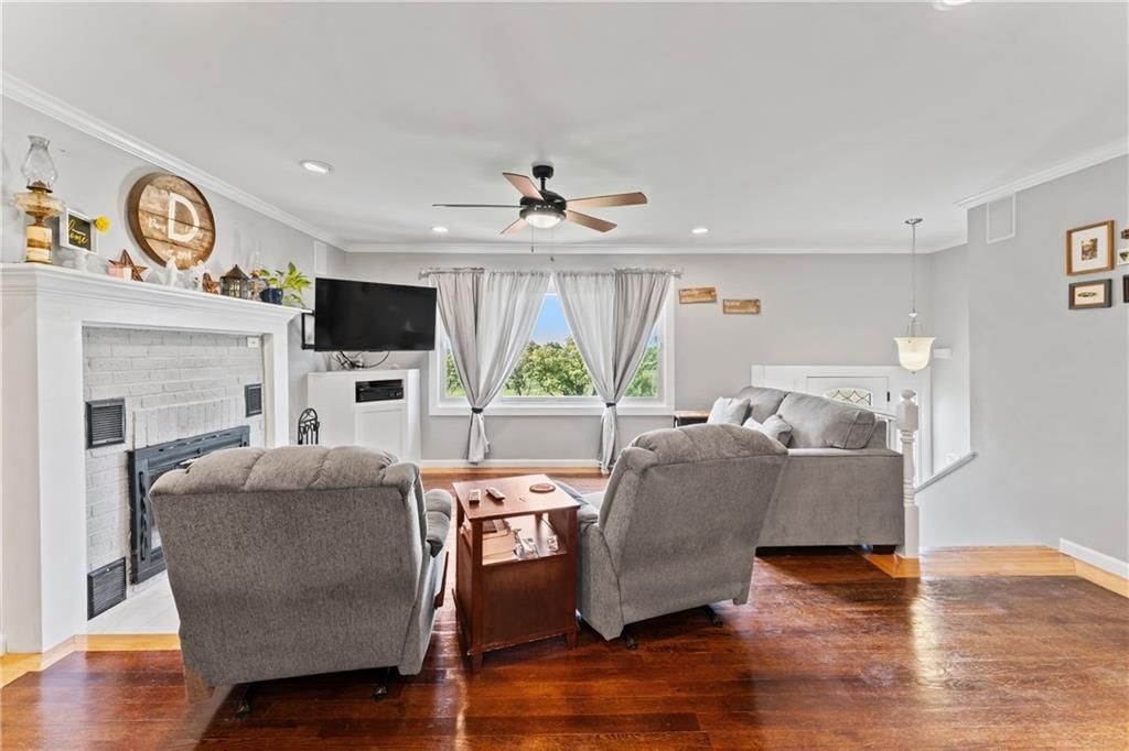 10708 E 301ST Street — photo 9