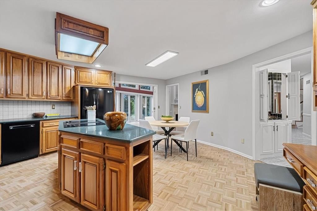 4328 W 110th Street — photo 14