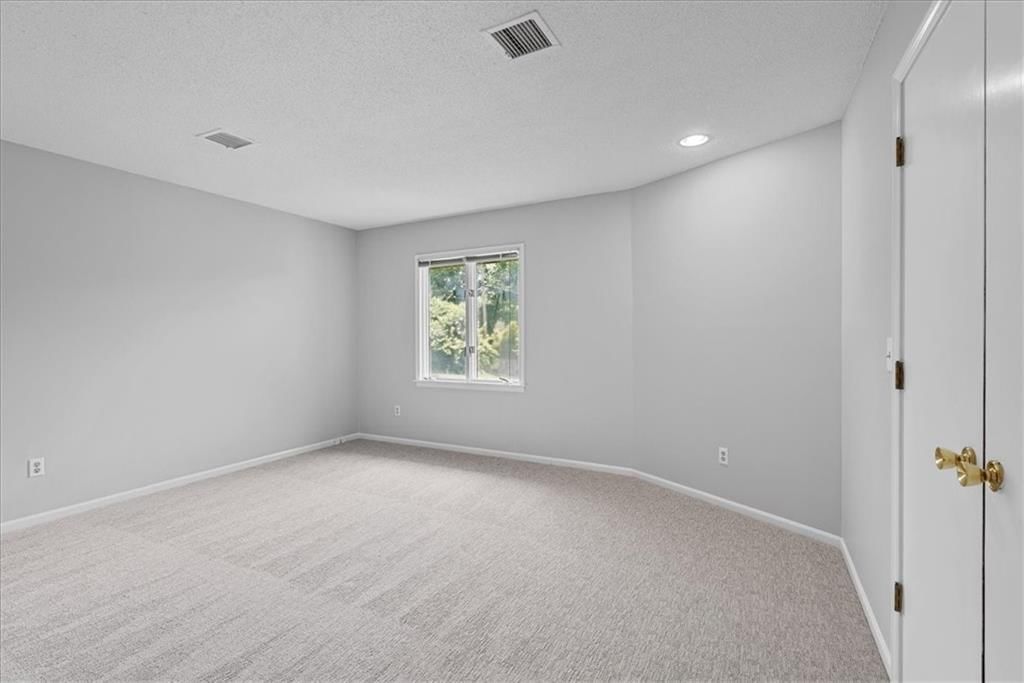 4328 W 110th Street — photo 23