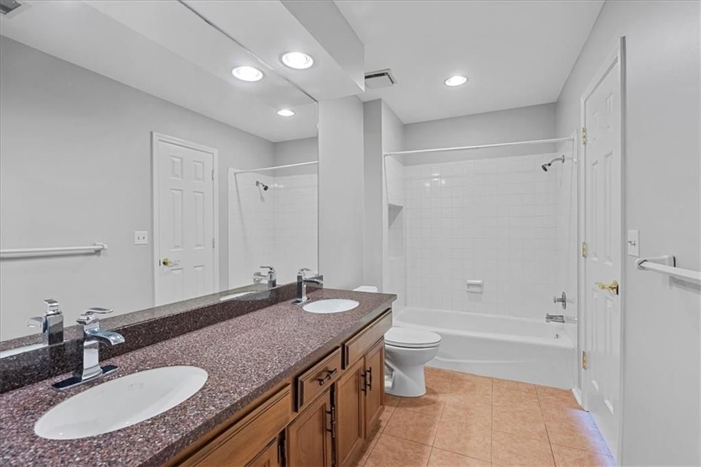 4328 W 110th Street — photo 24