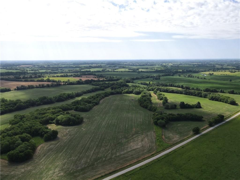 Cowsert Drive — photo 2