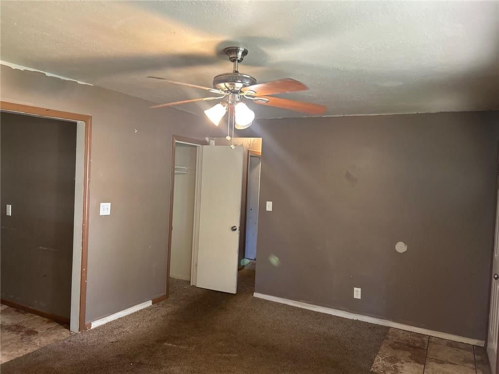 7615 E 48th Street — photo 2
