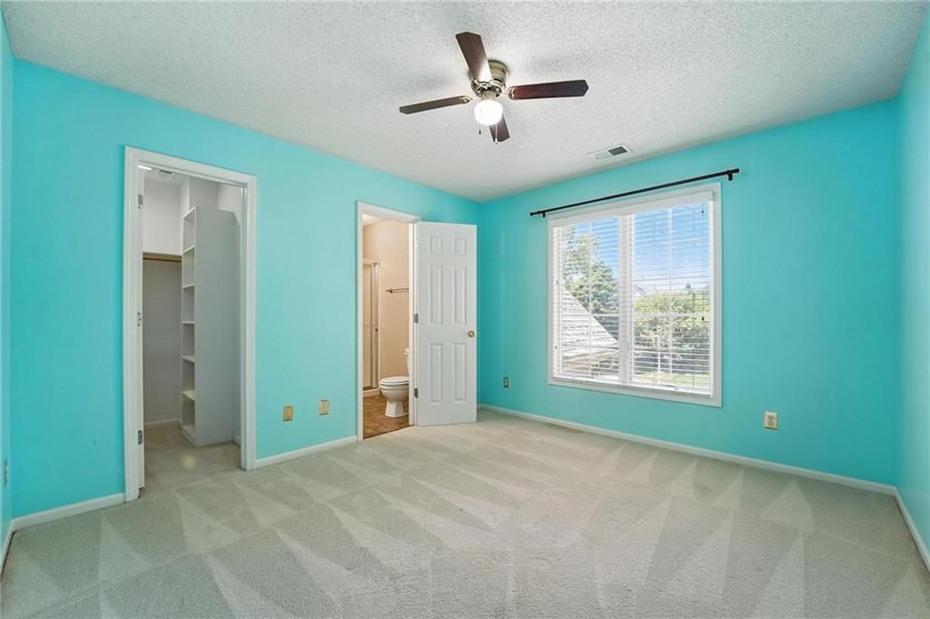 Photo 24 of 53 - 8301 W 156th Street