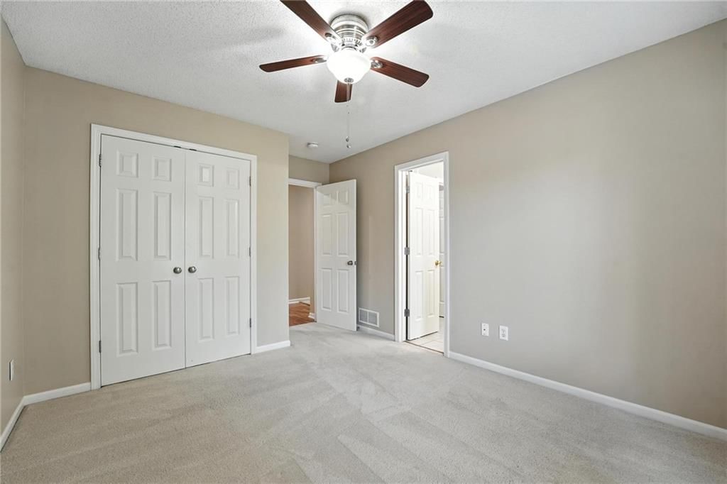 Photo 31 of 53 - 8301 W 156th Street
