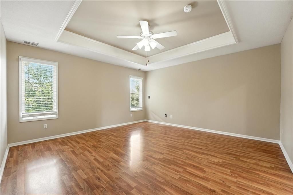 Photo 32 of 53 - 8301 W 156th Street