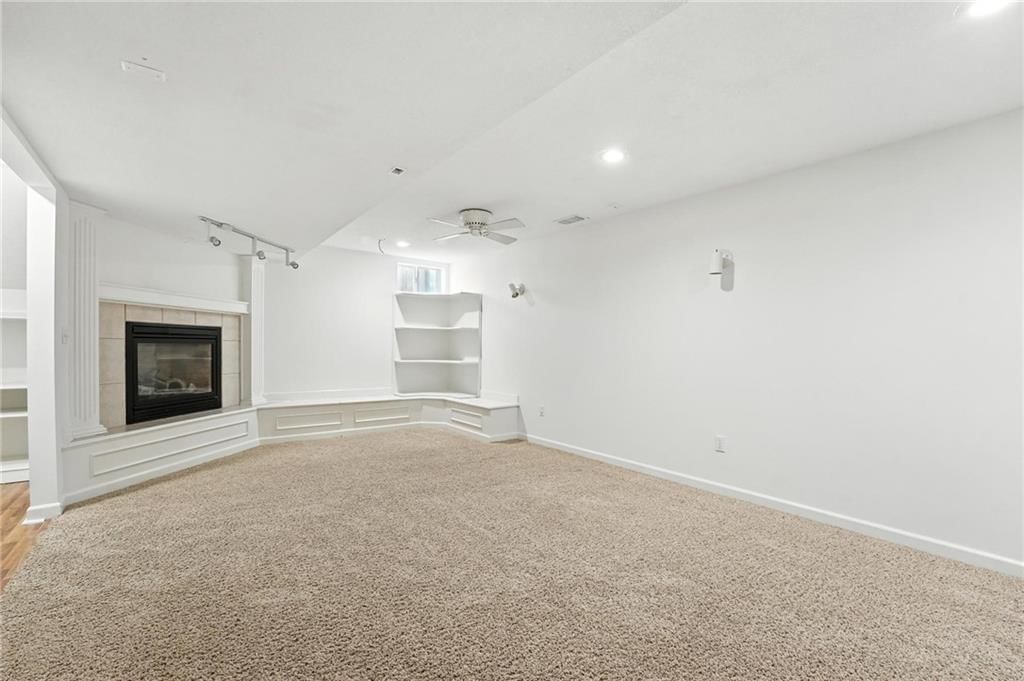 Photo 41 of 53 - 8301 W 156th Street