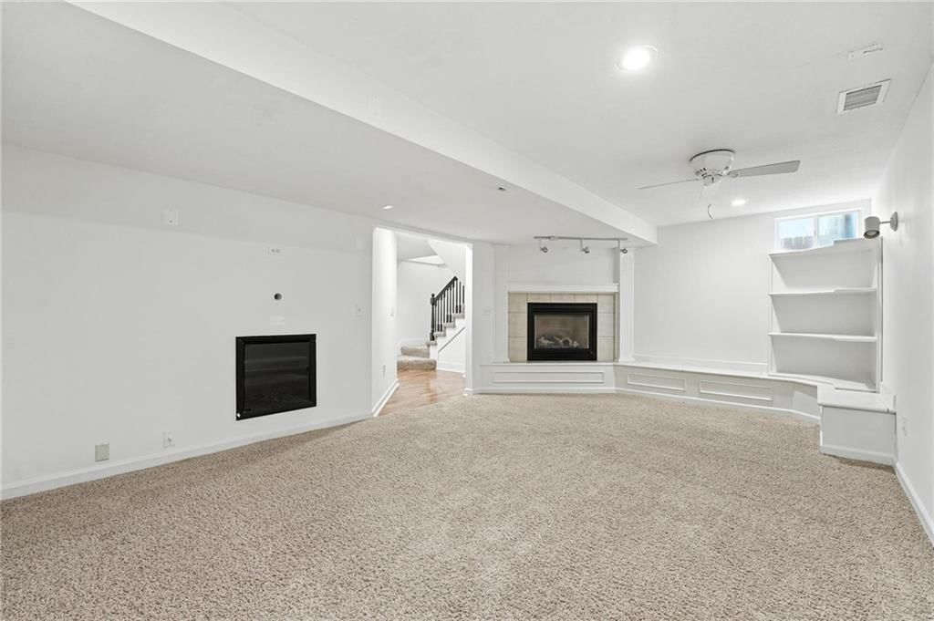 Photo 42 of 53 - 8301 W 156th Street