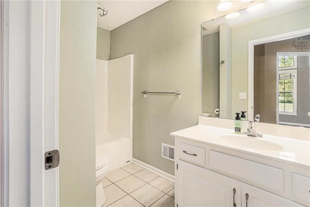 Photo 9 of 39 - 8003 NE 98th Street