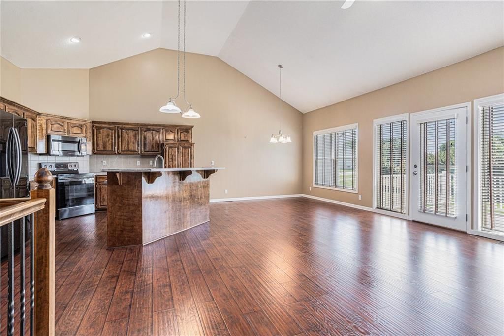 Photo 14 of 39 - 8003 NE 98th Street