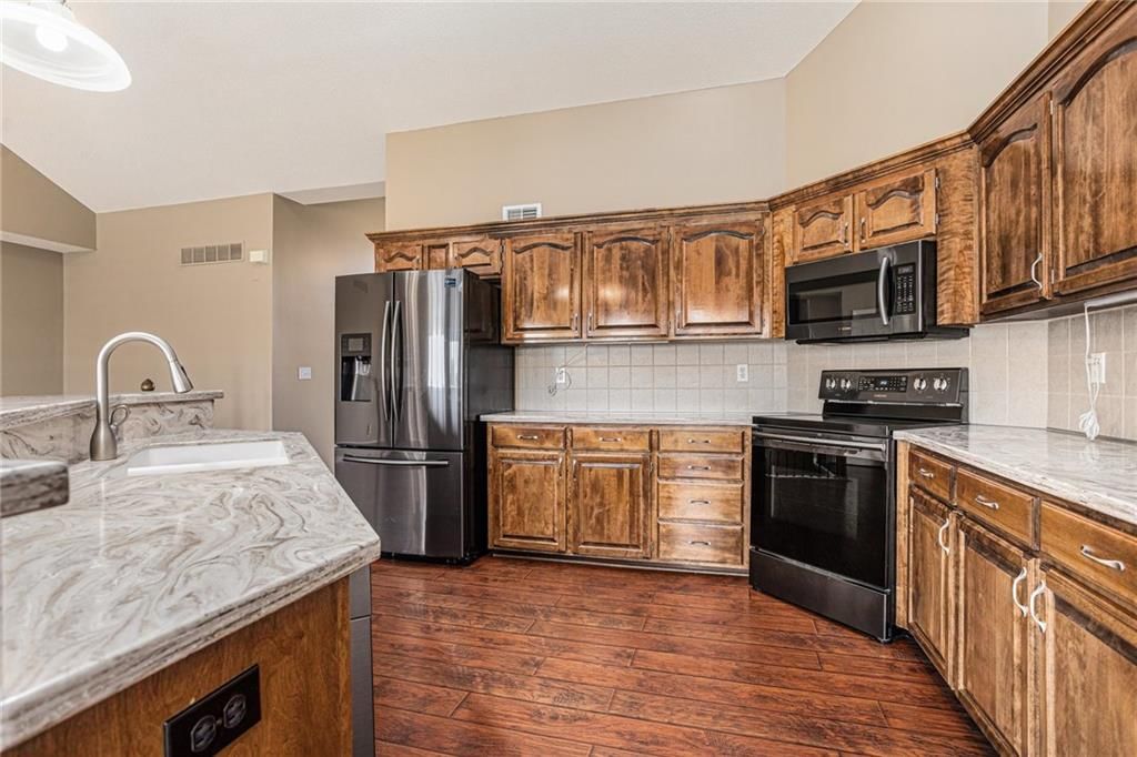 Photo 16 of 39 - 8003 NE 98th Street
