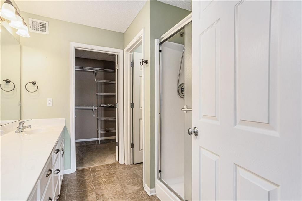 Photo 20 of 39 - 8003 NE 98th Street
