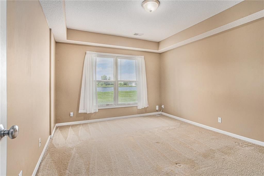 Photo 24 of 39 - 8003 NE 98th Street