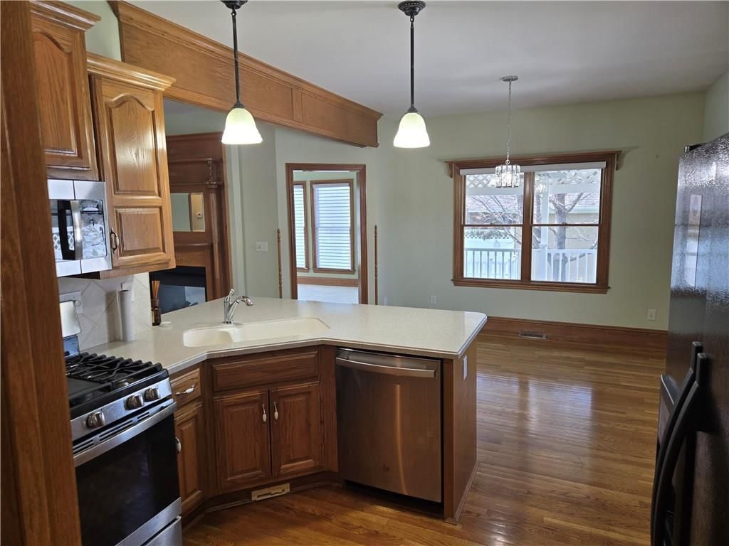 22604 Vincent Street — photo 30
