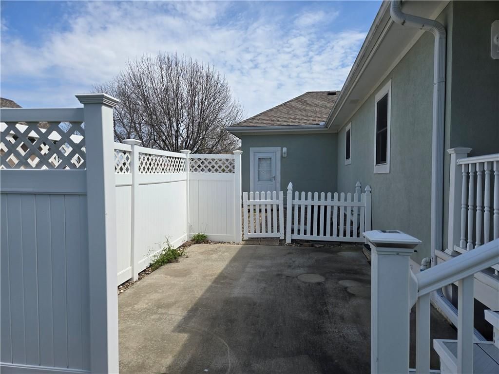 22604 Vincent Street — photo 43