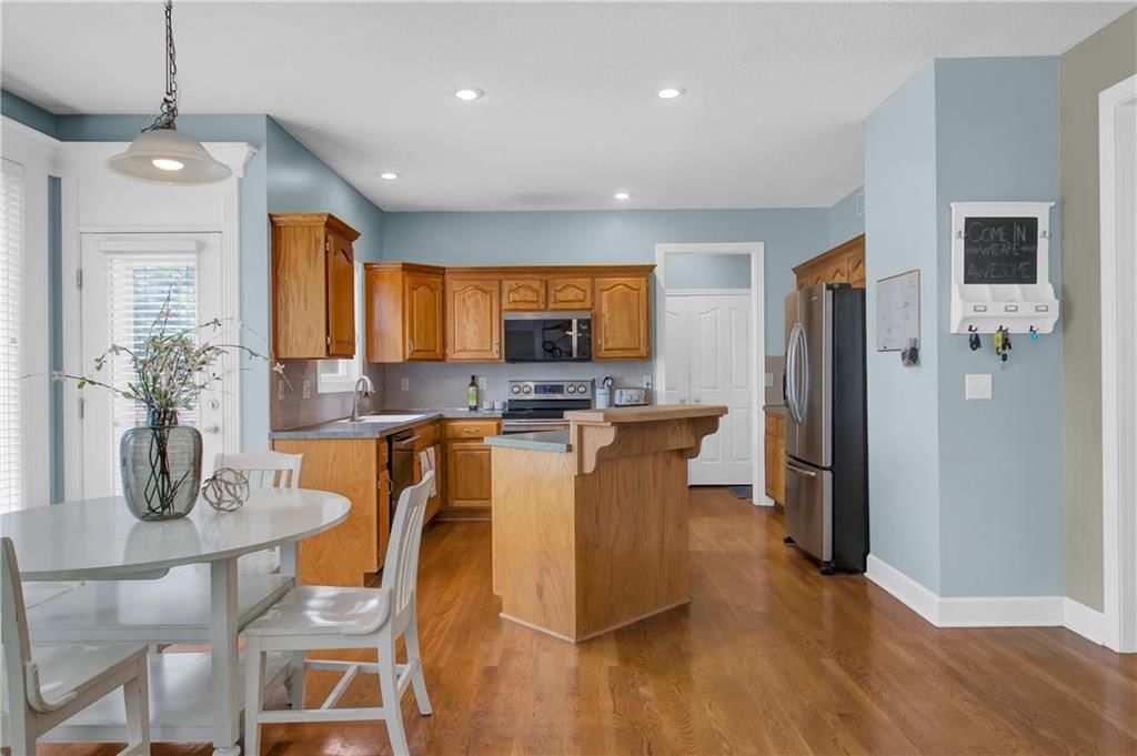 Photo 12 of 37 - 21214 W 53rd Street