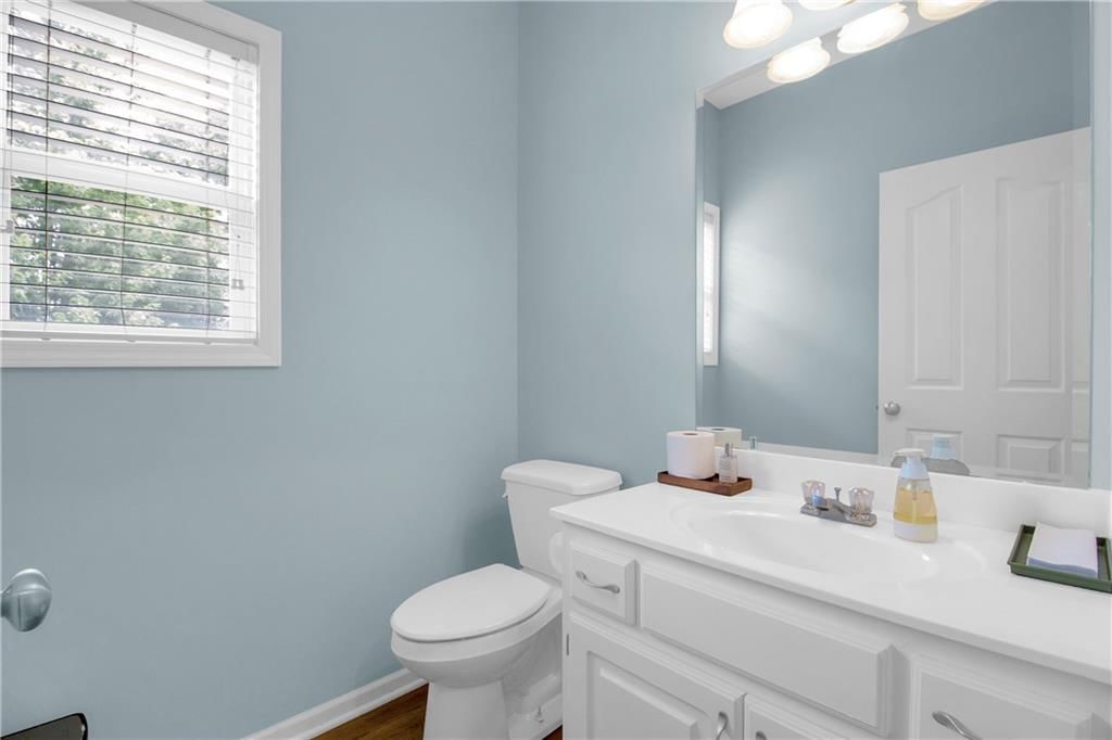 Photo 16 of 37 - 21214 W 53rd Street