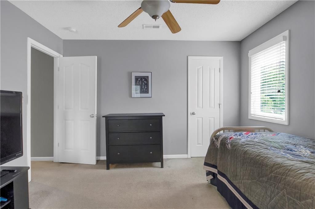 Photo 24 of 37 - 21214 W 53rd Street