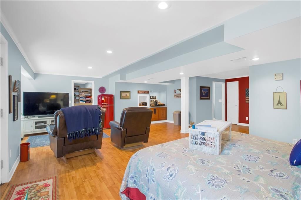 Photo 32 of 37 - 21214 W 53rd Street