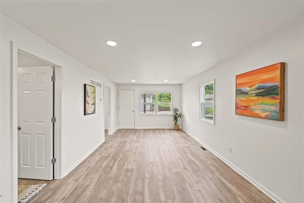 Photo 7 of 27 - 6600 Cernech Road